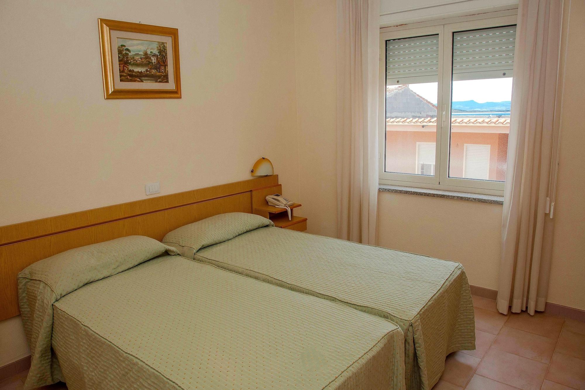 A.I.R. Hotel Gabbiano Isola Rossa Exterior photo