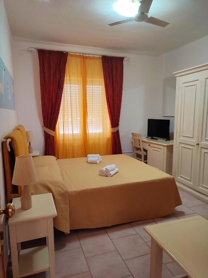 A.I.R. Hotel Gabbiano Isola Rossa Exterior photo