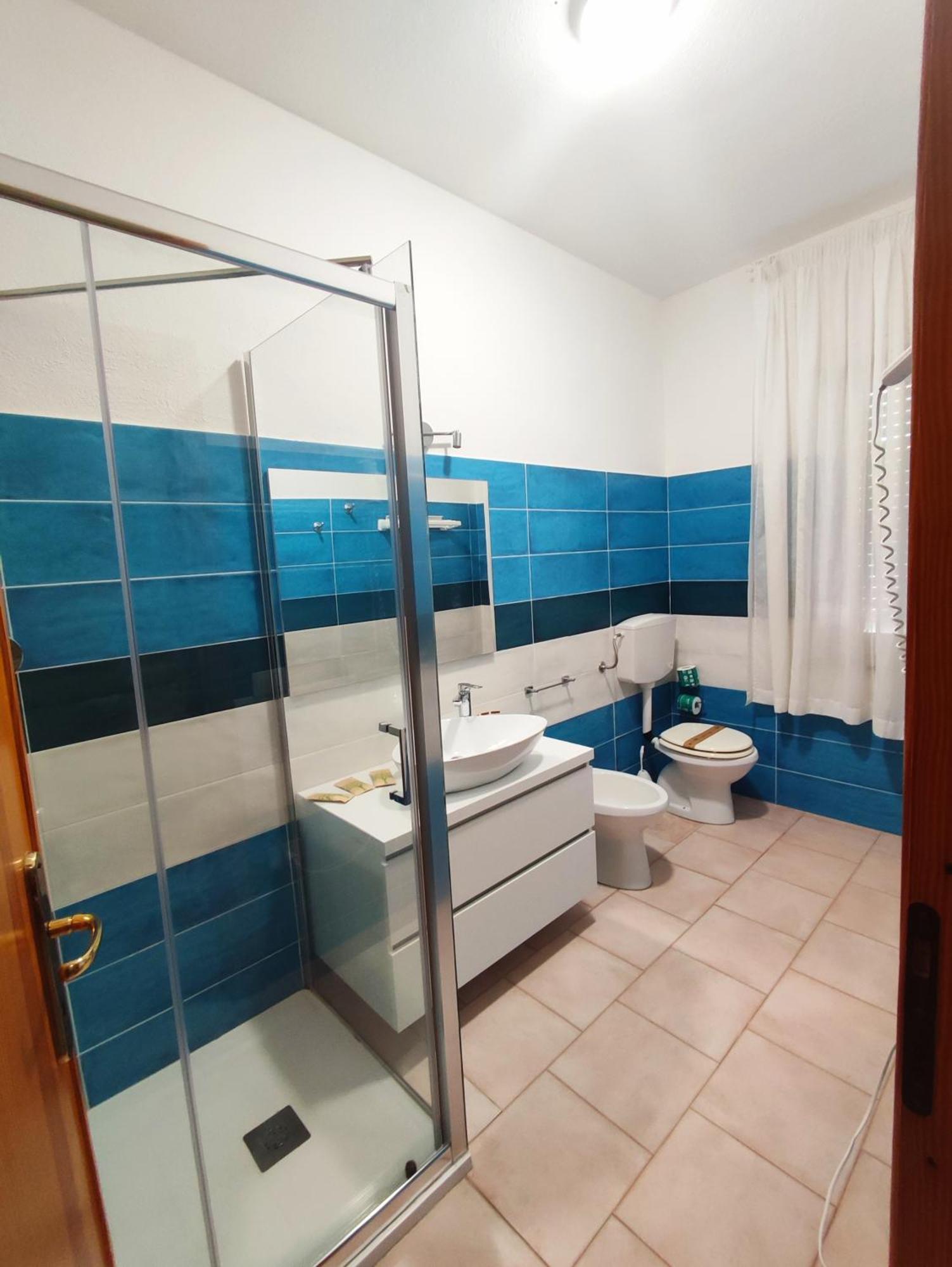 A.I.R. Hotel Gabbiano Isola Rossa Exterior photo